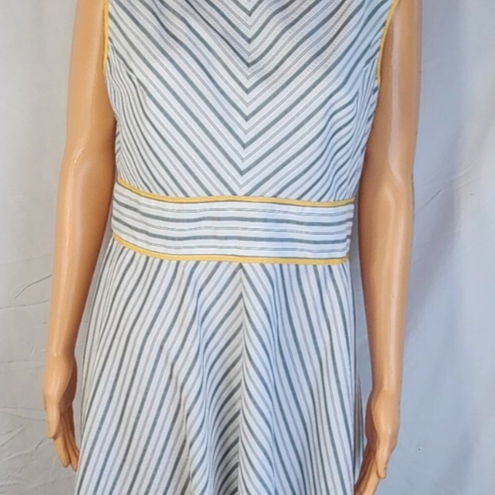 London Style Collection, dress, gray stripes, lined, zippered, sleeveless